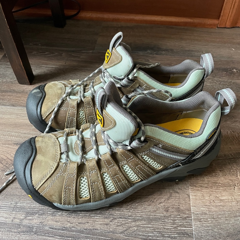 Keen Women's Shoes - Brown and Gray